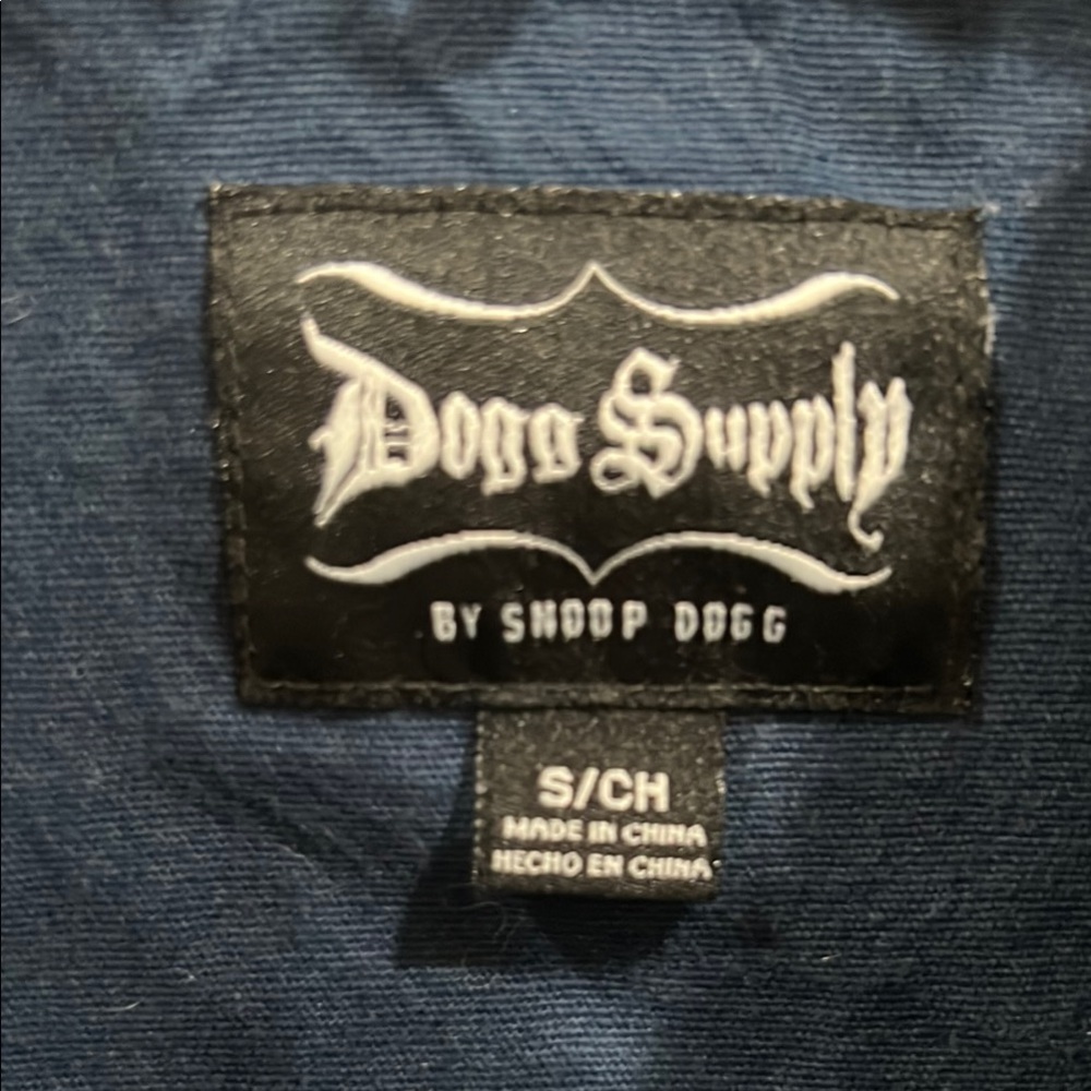 Dogg Supply by Snoop Dogg button down shirt, size small - Picture 2 of 6